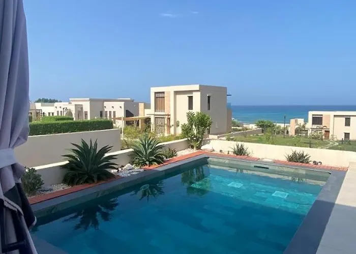 Sifah Gateway Villa With Private Pool
